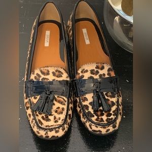 Geox Calfskin and Patent loafer in leopard print with tassels